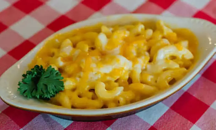 $20 or $40 to Spend or Tub O' Chicken/Family Special at Dinah's Chicken